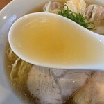 支那そば くろ田 - スープ