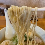 支那そば くろ田 - 麺