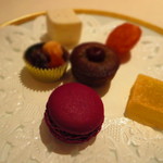 アピシウス - ミニャルディーズ 