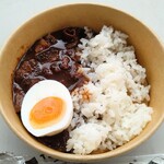 丸祇羅 - きのこ薬膳カレー　ハーフ(沖縄カレー祭2025　AUTUMN)