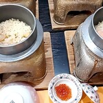 ニュー泊崎荘 - かに釜飯VS鮭いくら釜飯（いくらは後のせ、です。）