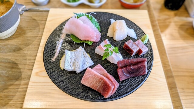 まぐろきっく マグロキック - 沼津/食堂 | 食べログ