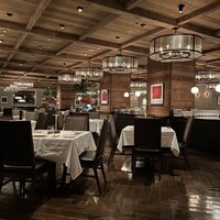 ロウリーズ・ザ・プライムリブ 恵比寿ガーデンプレイス店 - 