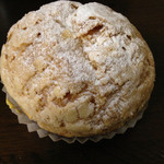 パティスリー メゾン・ナカ - シュークリーム（210円）