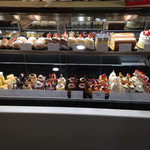 パティスリー メゾン・ナカ - ショーケース