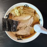 中華そば処 琴平荘 - 丼顔