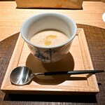 炭割烹 新谷 - マッシュルームのスープ