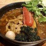 スープカレーGARAKU - 出汁が効いていて、かなり好みのスープカレーでした