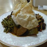 はる - カレーの高さ