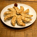 餃子とスパークリング バブルス - 