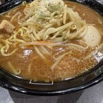 麺匠 玄龍 - 野菜もりもり中太麺