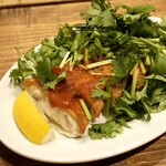 餃子とスパークリング バブルス - 