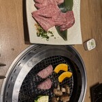 焼肉問屋　くに家 - 