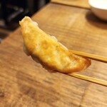 餃子とスパークリング バブルス - 