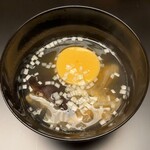 徳ㇵ本也 - 卵胡麻豆腐とすっぽんと白木耳のお椀