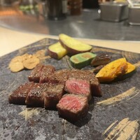 大阪鉄板焼き 神戸牛 TATARA - 