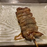 鳥一番 - かわ(タレ)　100円