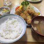 とんかつ とん忠 - 
