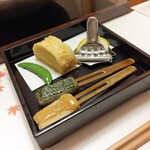 梅の花 - 生麩田楽、湯葉揚げ