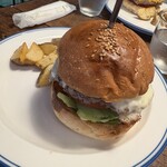 CHILLAX BURGERS&WINE - 