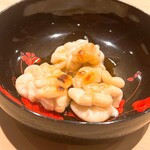 こま田 - 今シーズン、初めての真鱈の白子。こちらでは先週から始められたそうです