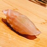 こま田 - 横須賀の長井で水揚げされたアラ