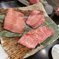 炭火焼肉 日本橋イタダキ - 