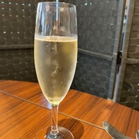 Serafina NEW YORK さいたま新都心店 - 乾杯ワンドリンク　スパークリングワイン