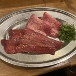 多来多来 - タン盛り