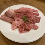 多来多来 - 上牛肉盛り