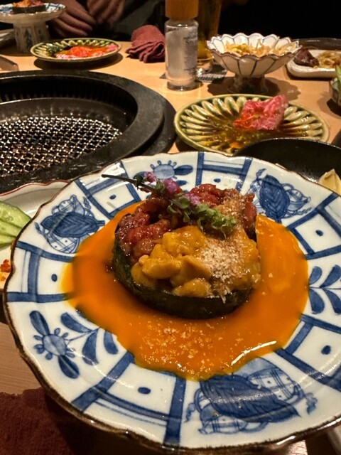 Wagyu A5 Mesuushi to Jukusei Gyushita Nikuya Ichiyuku photo 3