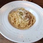 アジト 六本木 - 濃厚カルボナーラ