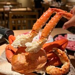 すき焼き 北海道産ズワイガニ・タラバガニ 食べ放題 和牛とカニ 本町店 - 
