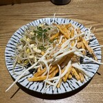 素揚げ酒場 パリパリ - 豆モヤシとカラムーチョイカ