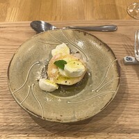 La Stalla - 桃とプラッタチーズのカルパッチョ