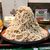 味奈登庵 - 料理写真:もりそば（富士山盛り）、人参かき揚げ、生玉子930円