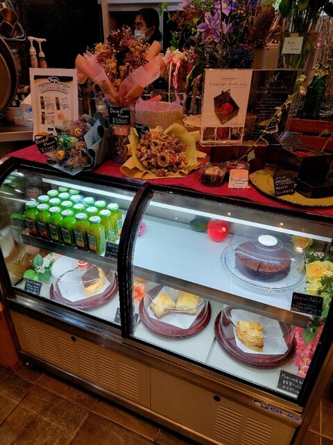 FLOWER CAFE MONTPARNASSE （フラワー カフェ モンパルナス） - 東梅田