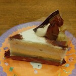 シャトレーゼ - 栗とサツマイモのショート (税込)518円 ※拡大 (2025.10.25)