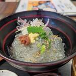 しらすと伊勢海老の 忠兵衛 - 