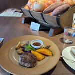 野菜を食べるハンバーグ屋さん。 - 