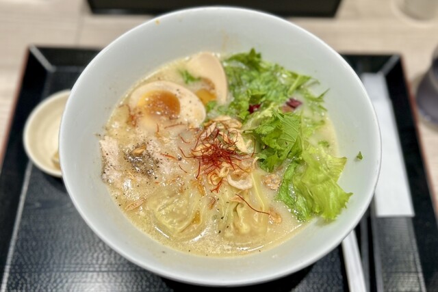 Toripaitan Ramen Jiyugaoka Kageyama Abeno Q'S Moru Ten photo 2