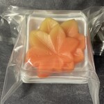 久栄堂菓子舗 - 『ねりきり(もみじ)』