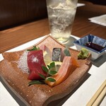 魚と煮込みとわら焼きと ととと - 