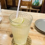 Kuwa Monpe - ランチドリンクのレモンスカッシュ