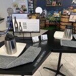 はちみつとミードのはちみつ工房 - 試飲コーナー