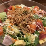 すし処 伊藤家の食卓 - 海鮮サラダは海鮮がたんまり