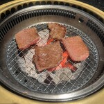 和牛炭火焼肉 牛仙 - 