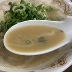 豚骨ラー麺 ごん太 - クリーミィなスープはとろみがありまろやか♪