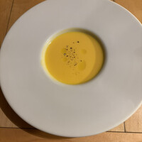 Osteria UVA RARA 横浜 - かぼちゃのスープ