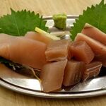 居酒屋 魚と焼鳥 鶏ヤロー! - 「マグロ盛り合わせ（１人前）」（659円）